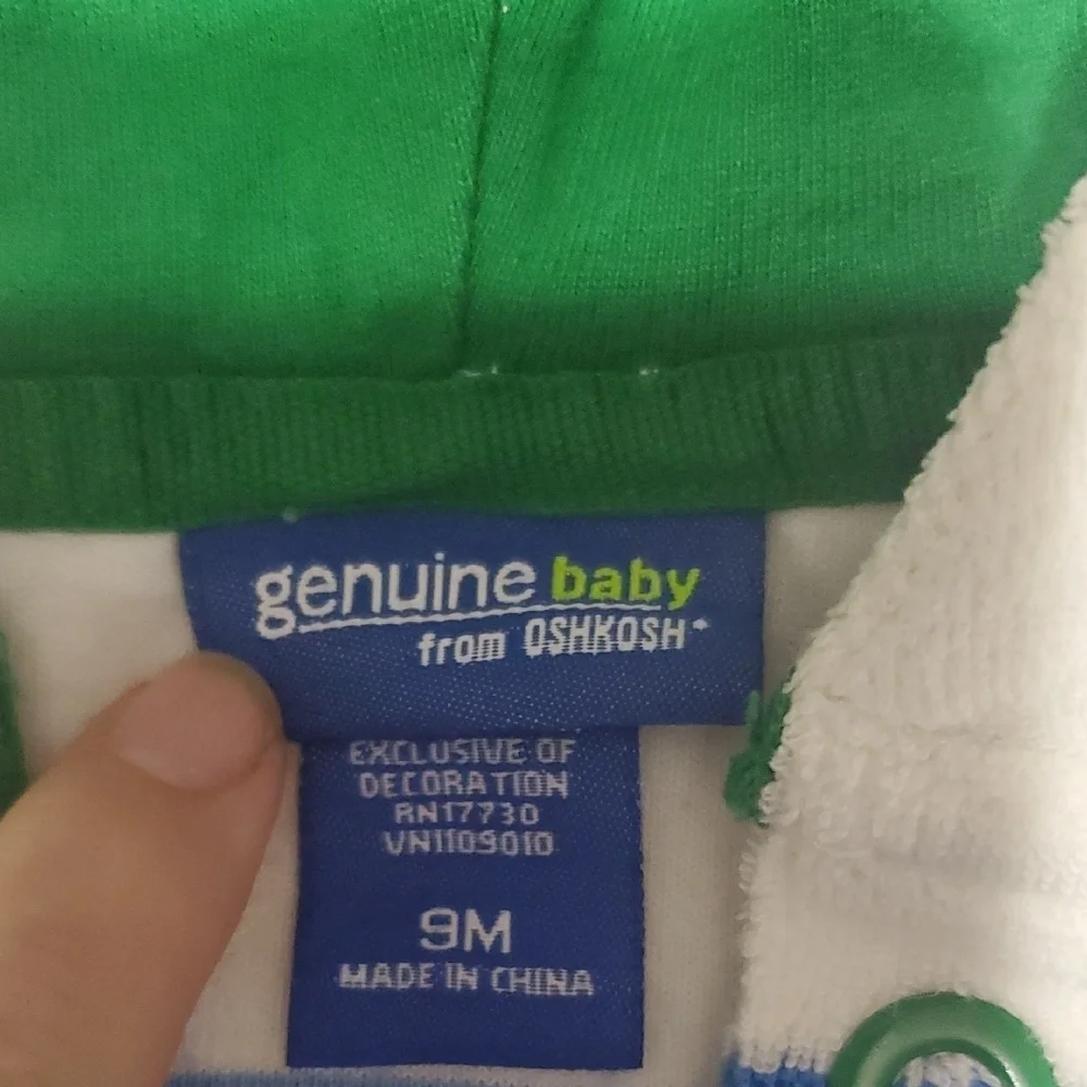 🐻 OshKosh B'gosh Blue and Green Striped Hoodie